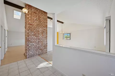 Entry Way - 2848 Howe Ct, Fairfield, CA 94534 photo 2 of 3