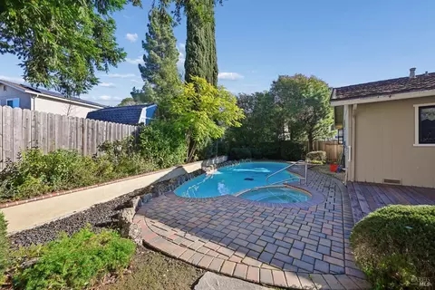 Exterior - 2848 Howe Ct, Fairfield, CA 94534 photo 3 of 6