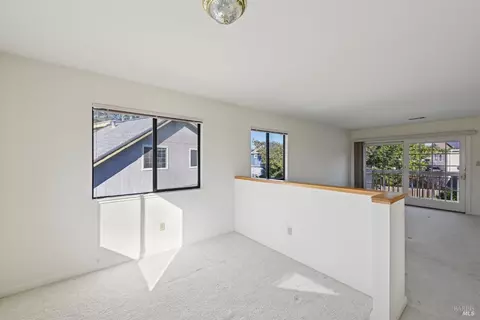 Living - 2848 Howe Ct, Fairfield, CA 94534 photo 11 of 11