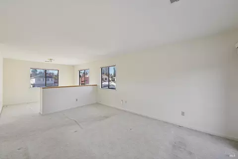 Living - 2848 Howe Ct, Fairfield, CA 94534 photo 10 of 11