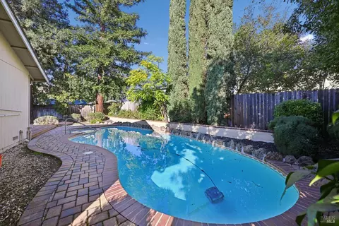 Exterior - 2848 Howe Ct, Fairfield, CA 94534 photo 6 of 6