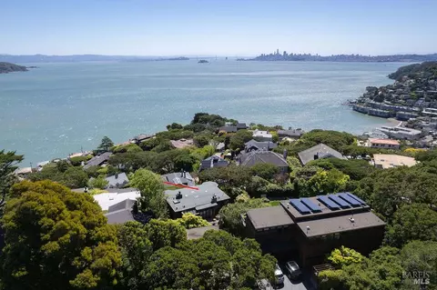 39 Cooper Ln, Sausalito, CA 94965