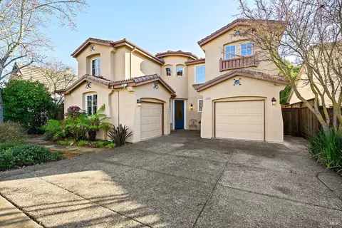 1348 Birdie Dr, Windsor, CA 95492 photo 2