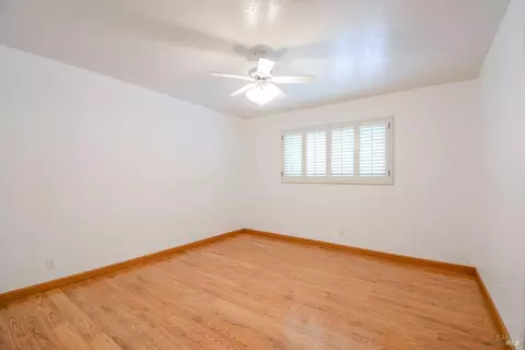 Bedroom - 751 Hillcrest Ct, Fairfield, CA 94533 photo 4 of 8