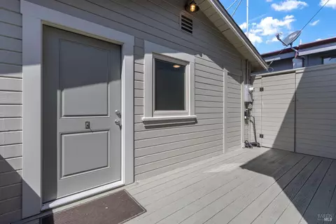 Exterior - 9 Sandy Beach Rd, Vallejo, CA 94590 photo 3 of 8