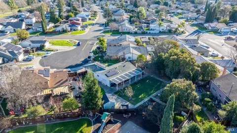 View/Area - 1125 Merrill Ct, Dixon, CA 95620 photo 5 of 9