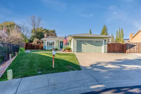 Exterior - 1125 Merrill Ct, Dixon, CA 95620 photo 2 of 24