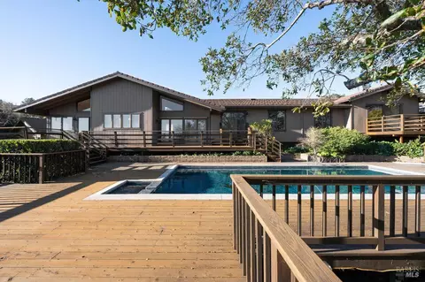 120 Cabro Ct, Novato, CA 94947