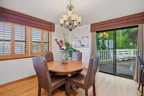 Dining - 936 Valley View Dr, Healdsburg, CA 95448 photo 2 of 2