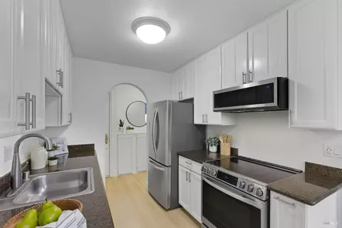 Kitchen - 845 Division St #B, Pleasanton, CA 94566 photo 2 of 2