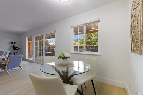 Dining - 845 Division St #B, Pleasanton, CA 94566 photo 2 of 2