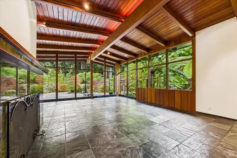 Living - 2300 S St, Eureka, CA 95501 photo 3 of 5