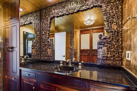 Bath - 2300 S St, Eureka, CA 95501 photo 7 of 8