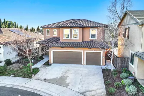 1130 Legion Ct, Dixon, CA 95620