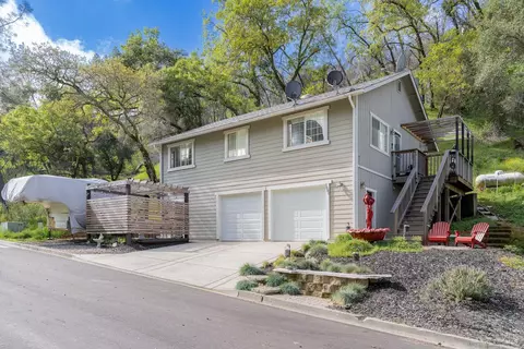 1081 Arroyo Grande Dr, Napa, CA 94558