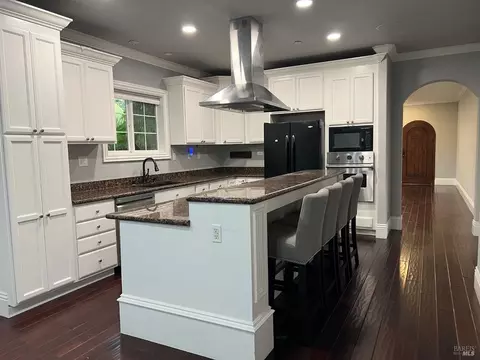 504 Palms Dr, Martinez, CA 94553 photo 6