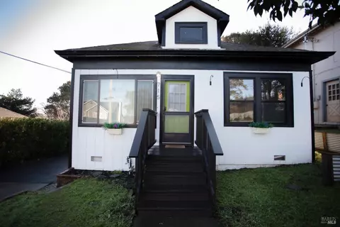 715-719 Bassett St, Petaluma, CA 94952