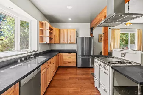 Kitchen - 4340 Blackhawk Dr, Willits, CA 95490 photo 2 of 3