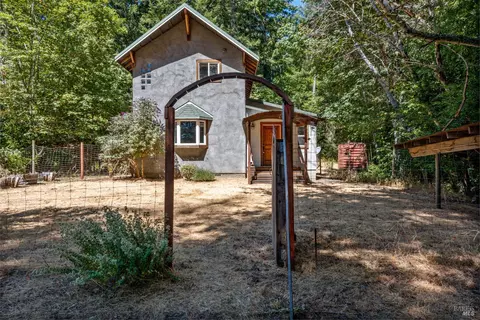 Exterior - 4340 Blackhawk Dr, Willits, CA 95490 photo 4 of 9