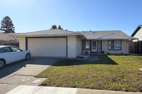 147 Erin Dr, Vallejo, CA 94589