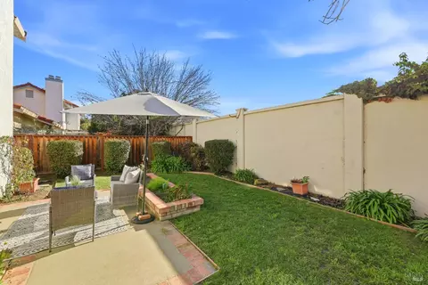 Exterior - 979 Sandalridge Ct, Milpitas, CA 95035 photo 4 of 4