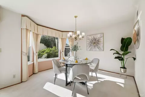 Dining - 979 Sandalridge Ct, Milpitas, CA 95035 photo 1 of 2