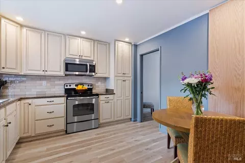 Kitchen - 1782 Devonshire Dr, Benicia, CA 94510 photo 2 of 2