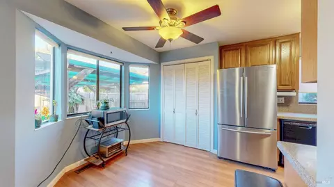 Other - 933 Bond Pl, Windsor, CA 95492 photo 9 of 15