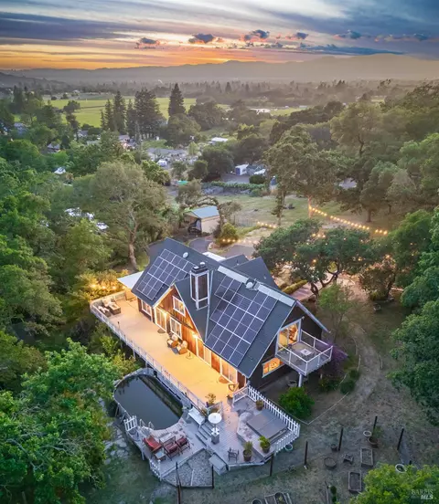 1114 Mount George Ave, Napa, CA 94558
