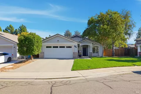 830 Green Dr, Dixon, CA 95620 photo 2
