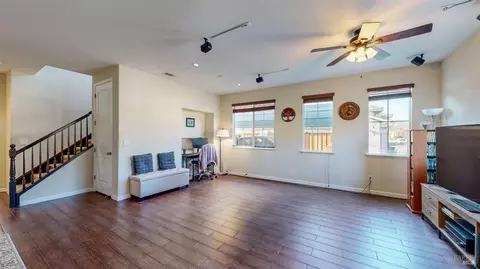 Living - 3826 Danbury Way, Fairfield, CA 94533 photo 1 of 2