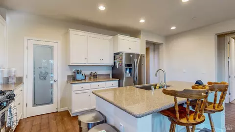 Kitchen - 3826 Danbury Way, Fairfield, CA 94533 photo 4 of 4