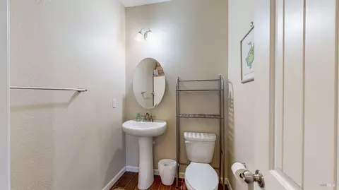 Bath - 3826 Danbury Way, Fairfield, CA 94533 photo 1 of 9