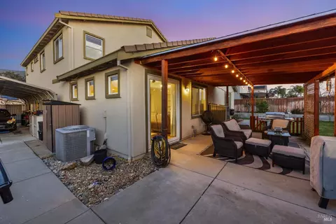 Exterior - 3826 Danbury Way, Fairfield, CA 94533 photo 4 of 14