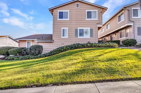 Exterior - 61 Parrott St, Vallejo, CA 94590 photo 2 of 3