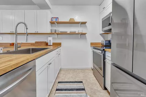Kitchen - 61 Parrott St, Vallejo, CA 94590 photo 2 of 3
