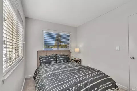 Bedroom - 61 Parrott St, Vallejo, CA 94590 photo 3 of 5