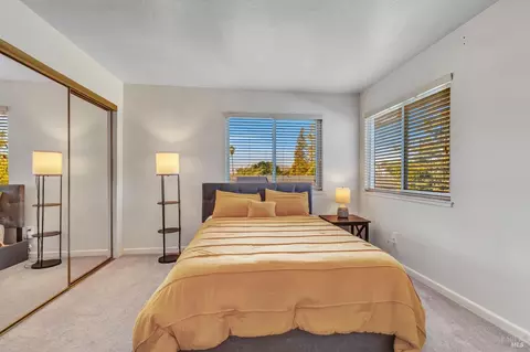 Bedroom - 61 Parrott St, Vallejo, CA 94590 photo 5 of 5