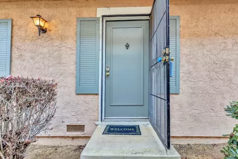 Entry Way - 61 Parrott St, Vallejo, CA 94590 photo 1 of 5