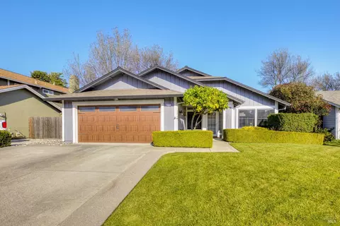 2296 Marshall Rd, Vacaville, CA 95687 photo 3