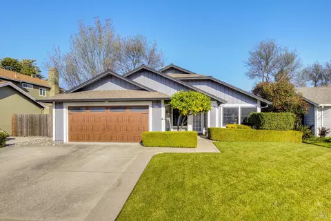 2296 Marshall Rd, Vacaville, CA 95687 photo 2