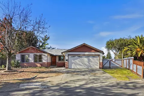 7236 Cadiz Ct, Rohnert Park, CA 94928