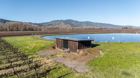 4900 Old River Rd, Ukiah, CA 95482 photo 5