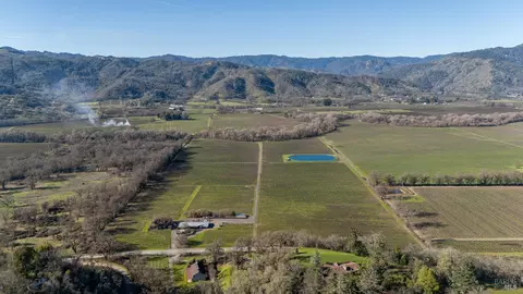 4900 Old River Rd, Ukiah, CA 95482 photo 10