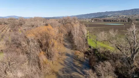4900 Old River Rd, Ukiah, CA 95482 photo 18