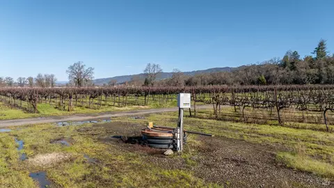 4900 Old River Rd, Ukiah, CA 95482 photo 16