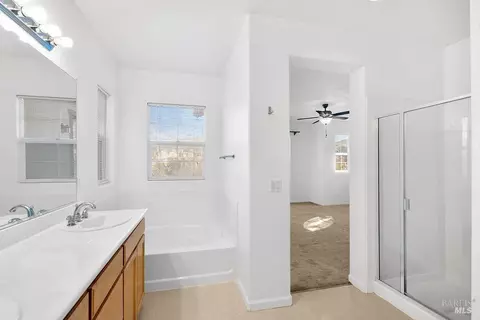 Bath - 8356 Bennington Ct, Vallejo, CA 94591 photo 5 of 5