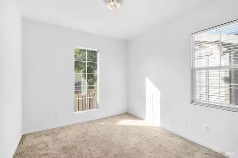 Bedroom - 8356 Bennington Ct, Vallejo, CA 94591 photo 3 of 5