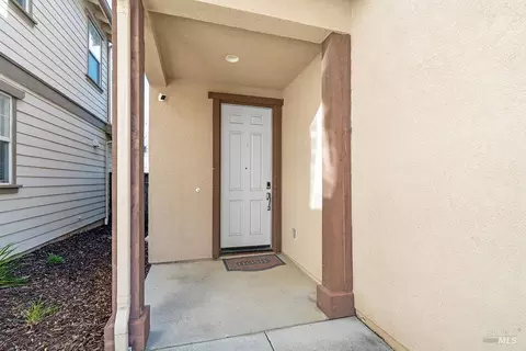 Exterior - 8356 Bennington Ct, Vallejo, CA 94591 photo 2 of 7