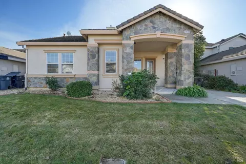 1651 Little Rock Cir, Suisun City, CA 94585